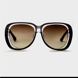 NWT Yunizon Siano Medium Sunglasses - Jet Black